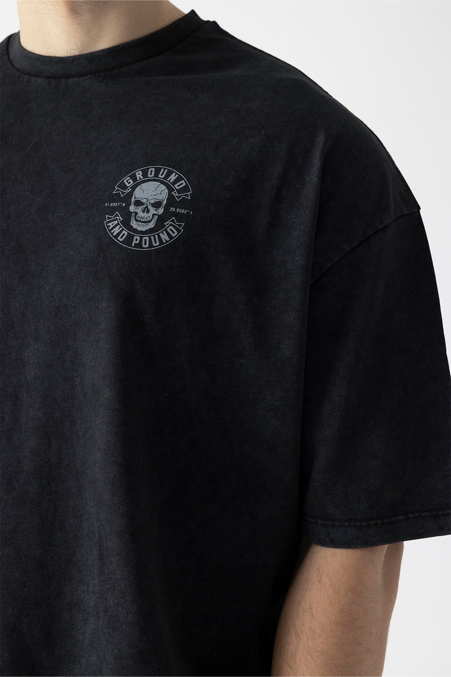 GNP Eskitme Yıkamalı Kuru Kafalı Oversize T-Shirt